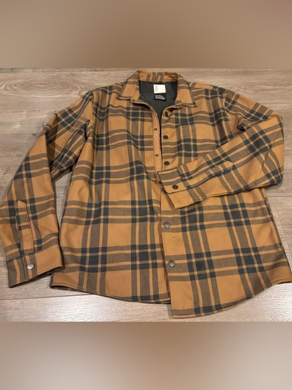 Vuori Men's Brown and Black Plaid Fleece lined Shirt Jacket